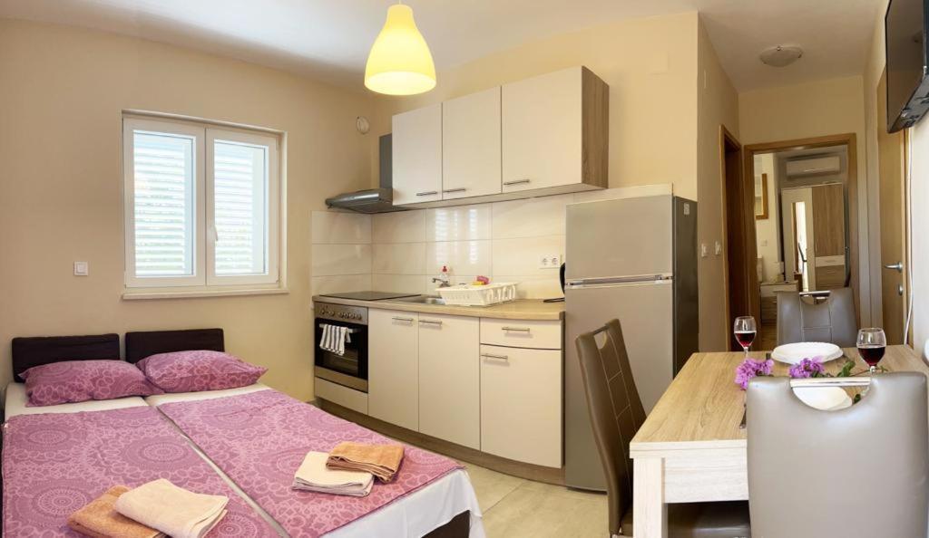 Apartments Juliet Orebić Екстериор снимка